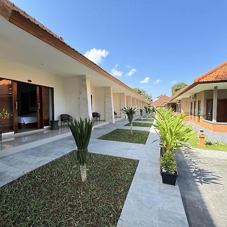 New Garden View Resort - Chse Certified Legian  Exterior photo