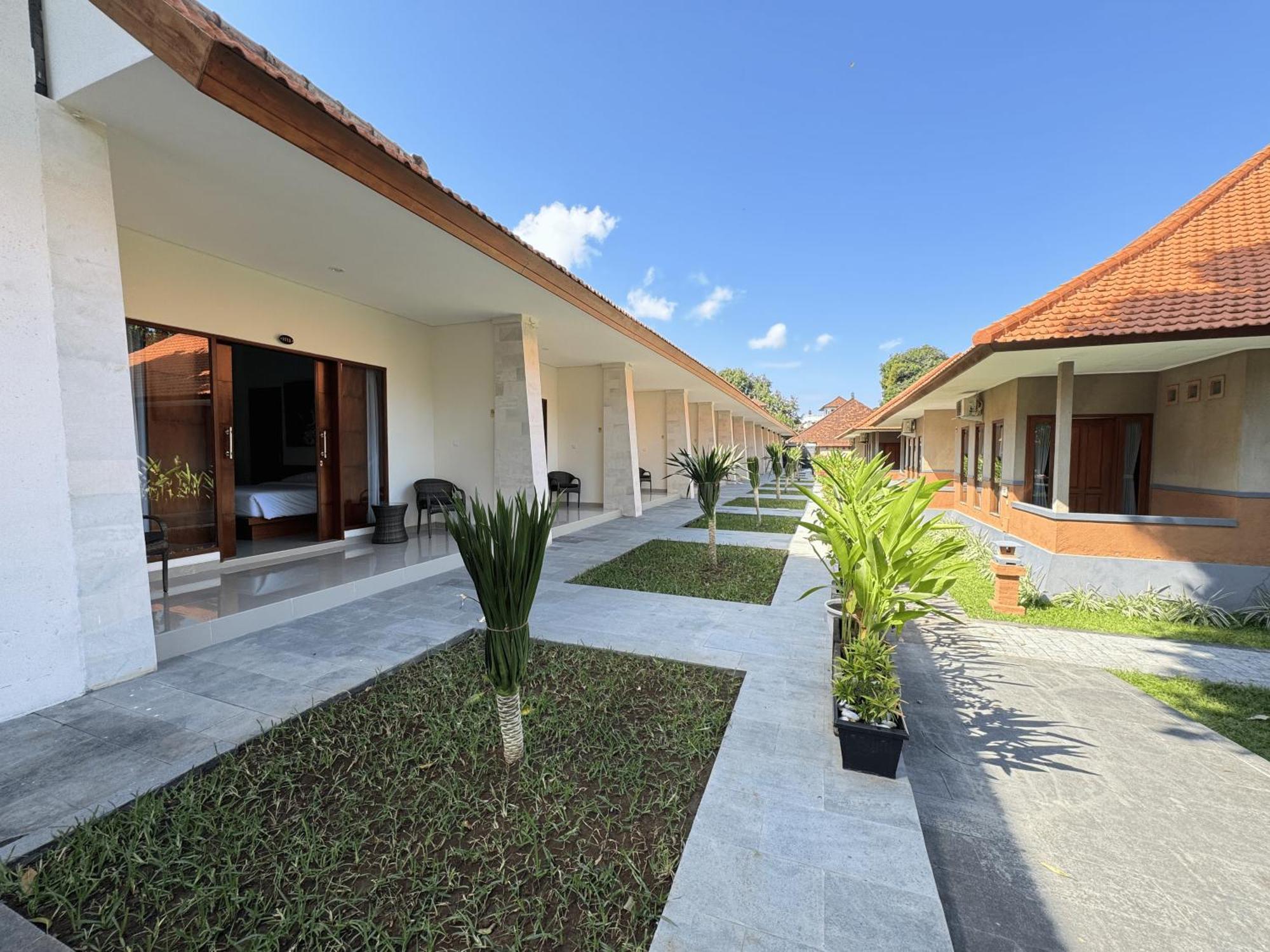 New Garden View Resort - Chse Certified Legian  Exterior photo